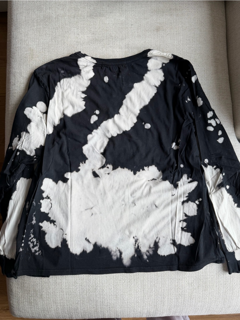 Proenza Schouler Black and White PSWL Bleach Splatter Long-Sleeve T-Shirt - Picture 7 of 8